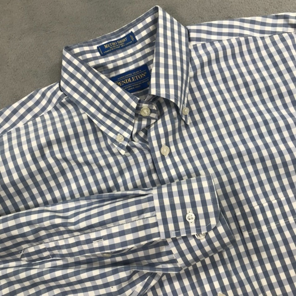 Pendleton Metro Shirt Mens Medium Blue White Plaid Long Sleeve Wrinkle Resistant